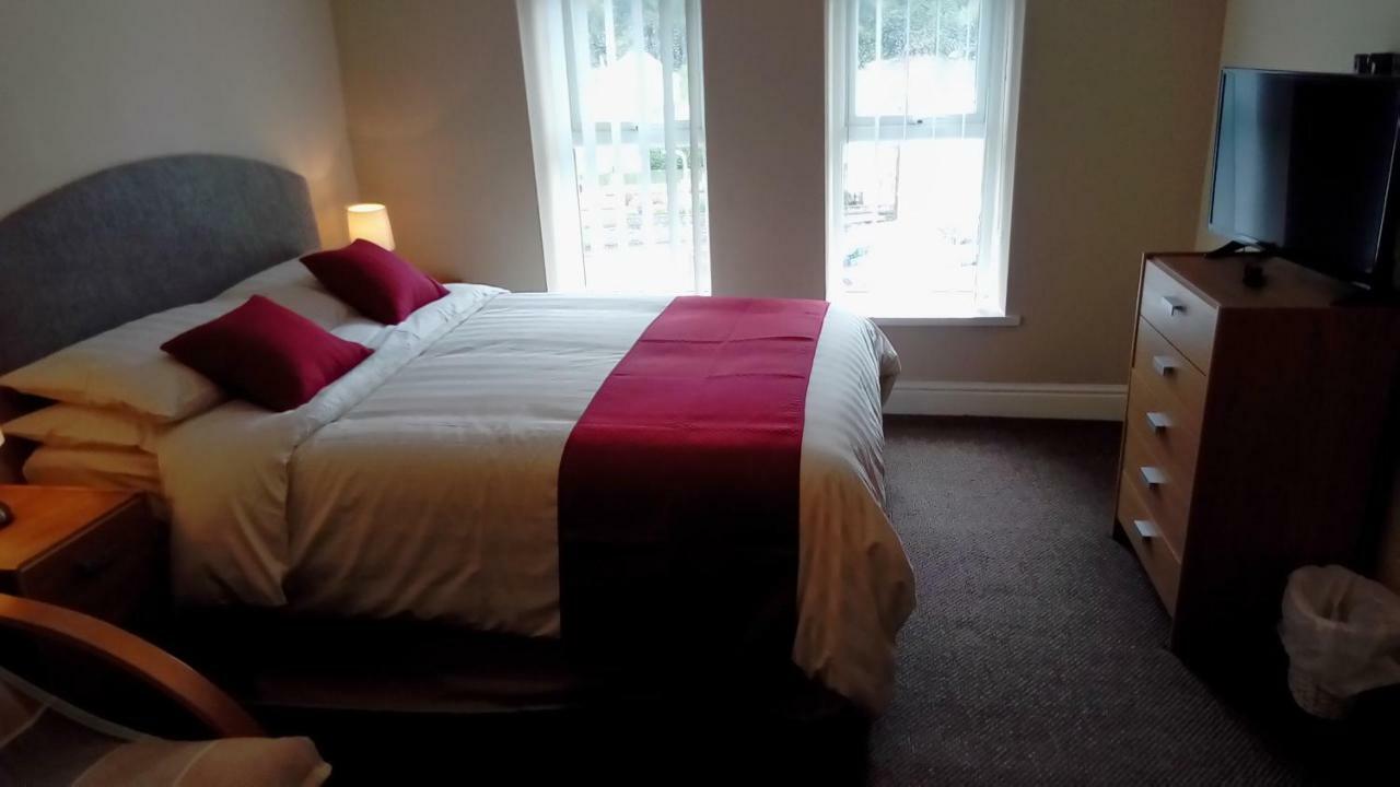 Mount Pleasant Hotel อาเบอร์แดร์ ภายนอก รูปภาพ
